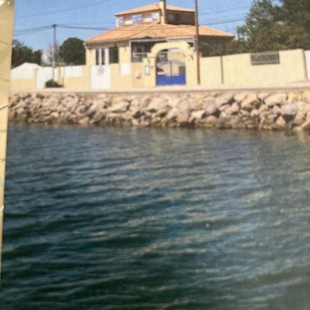 Le Robinson Bed and Breakfast Marseillan  Εξωτερικό φωτογραφία
